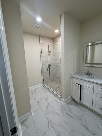 1911 Hermosa St, Nashville, TN 37208