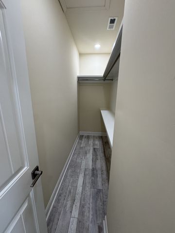 1911 Hermosa St, Nashville, TN 37208