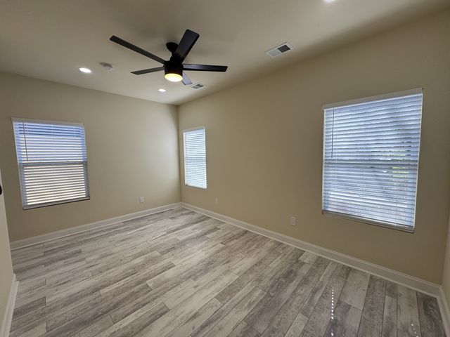 1911 Hermosa St, Nashville, TN 37208