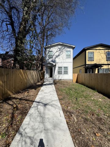 1911 Hermosa St, Nashville, TN 37208