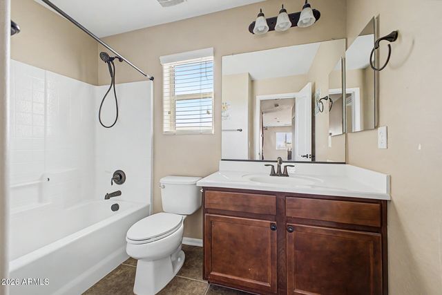 1016 W BASSWOOD Avenue, San Tan Valley, AZ 85140