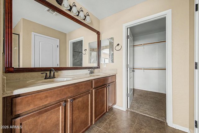 1016 W BASSWOOD Avenue, San Tan Valley, AZ 85140