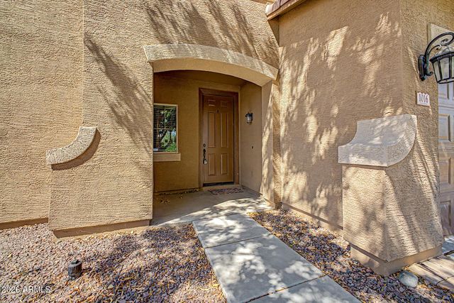 1016 W BASSWOOD Avenue, San Tan Valley, AZ 85140