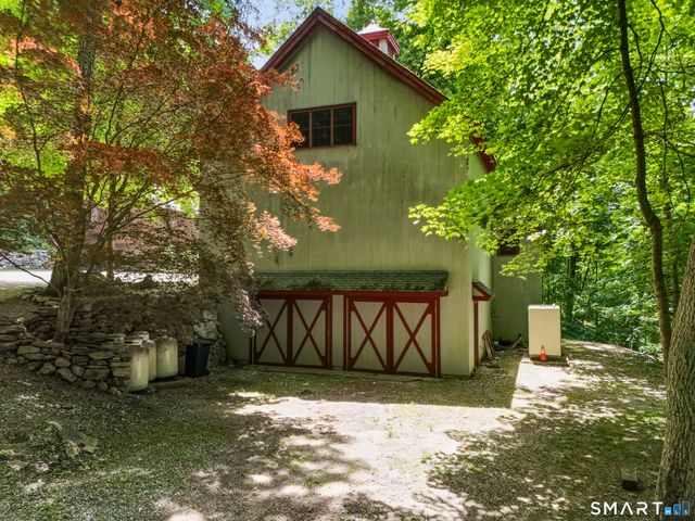 5 Newtown Turnpike, Weston, CT 06883