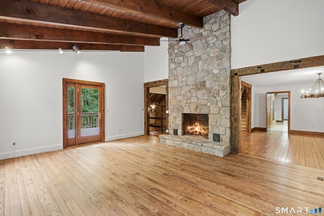 5 Newtown Turnpike, Weston, CT 06883