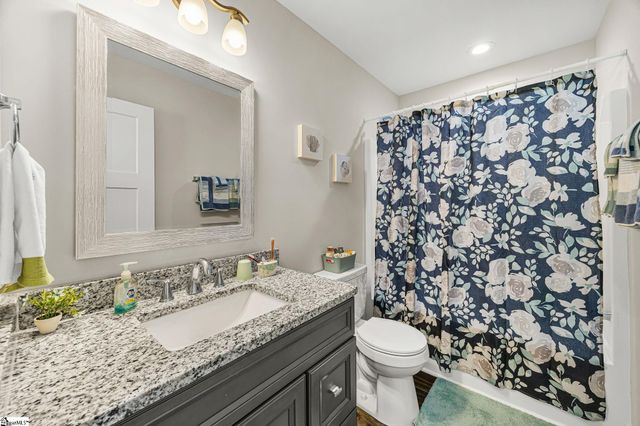 209 Lee Drive, Chesnee, SC 29323