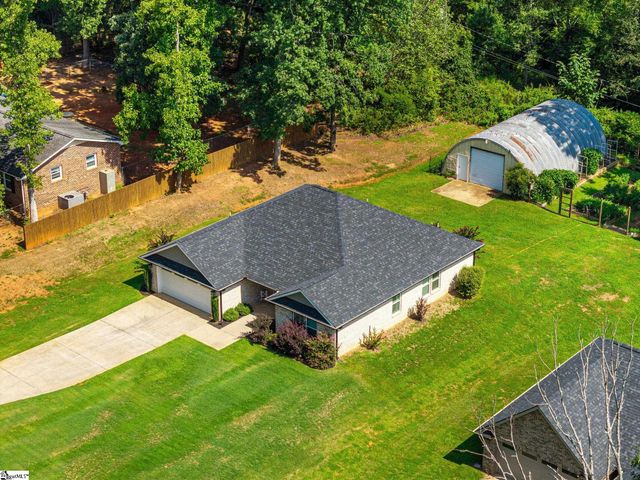 209 Lee Drive, Chesnee, SC 29323