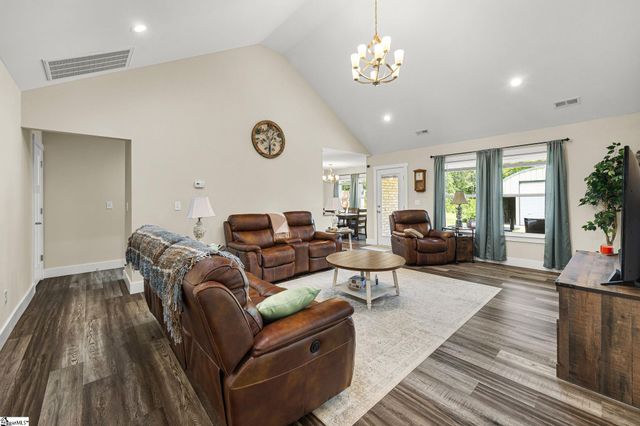 209 Lee Drive, Chesnee, SC 29323