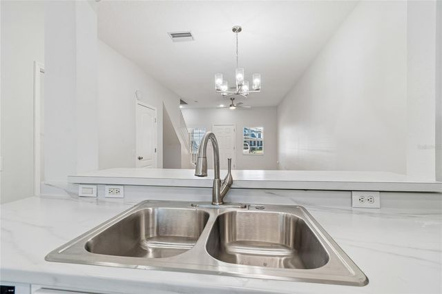 6705 LAKE ROCHESTER LANE, Gibsonton, FL 33534