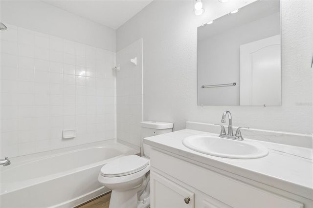 6705 LAKE ROCHESTER LANE, Gibsonton, FL 33534