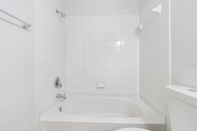 6705 LAKE ROCHESTER LANE, Gibsonton, FL 33534