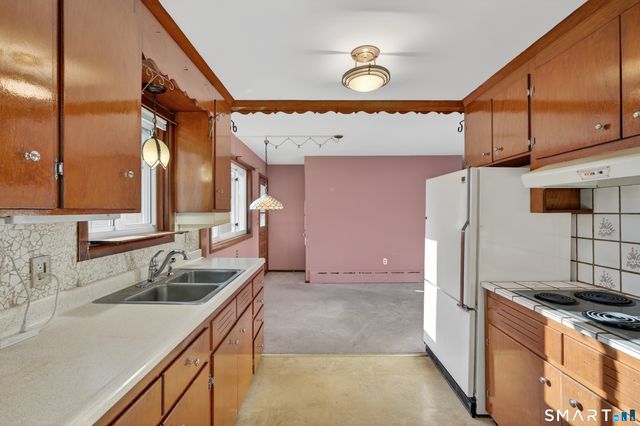 781 Hamilton Avenue, Watertown, CT 06795