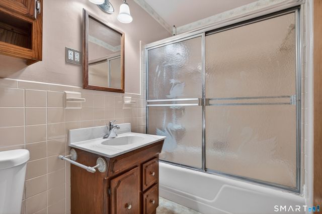 781 Hamilton Avenue, Watertown, CT 06795