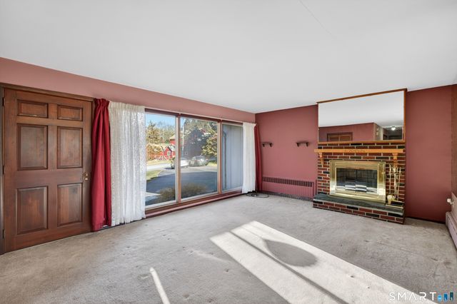 781 Hamilton Avenue, Watertown, CT 06795