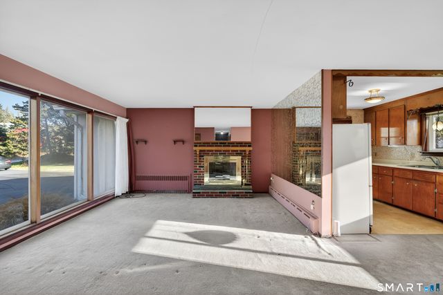 781 Hamilton Avenue, Watertown, CT 06795