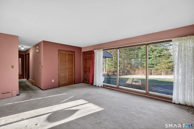 781 Hamilton Avenue, Watertown, CT 06795