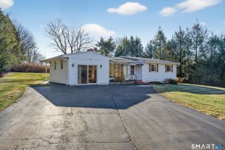 781 Hamilton Avenue, Watertown, CT 06795