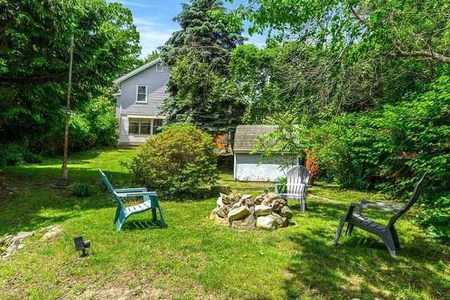 25 Wonderland Ave, Saugus, MA 01906