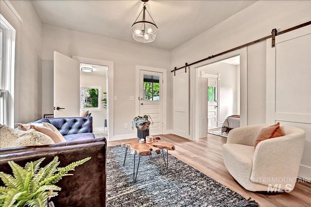 817 W Thatcher Street, Boise, ID 83702
