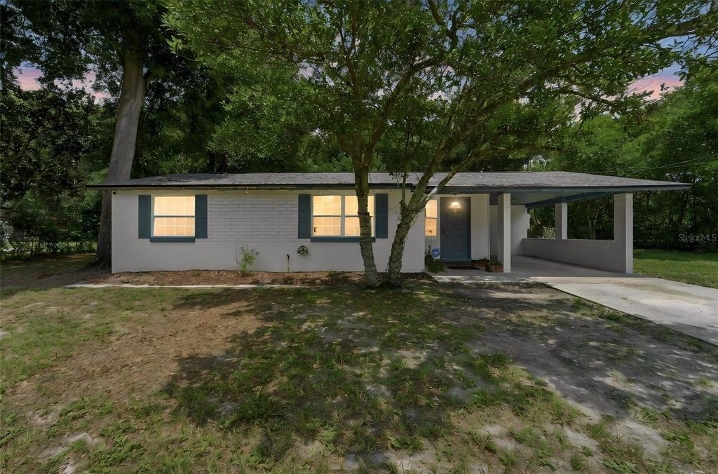 44 VOLUSIA DRIVE, Debary, FL 32713
