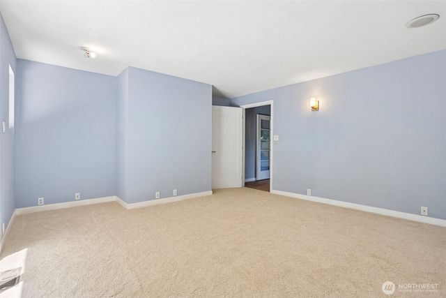 16220 Ambaum Boulevard S, Burien, WA 98148