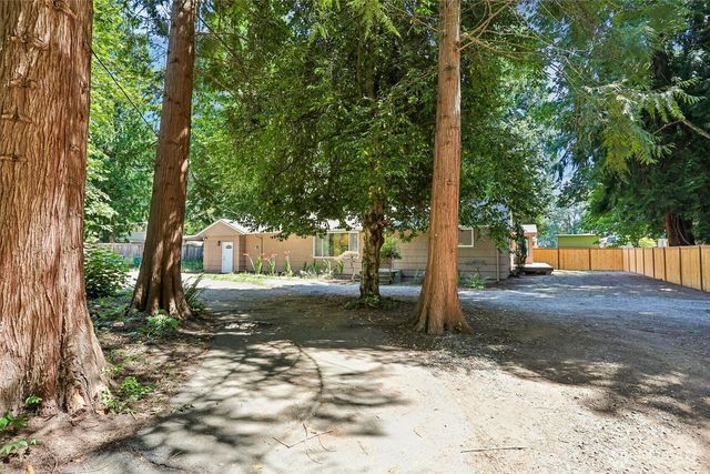 16220 Ambaum Boulevard S, Burien, WA 98148