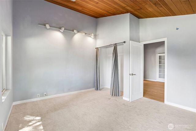 16220 Ambaum Boulevard S, Burien, WA 98148