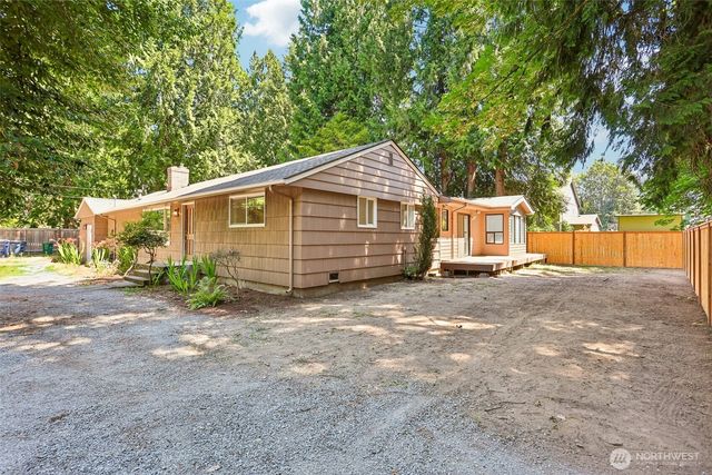 16220 Ambaum Boulevard S, Burien, WA 98148