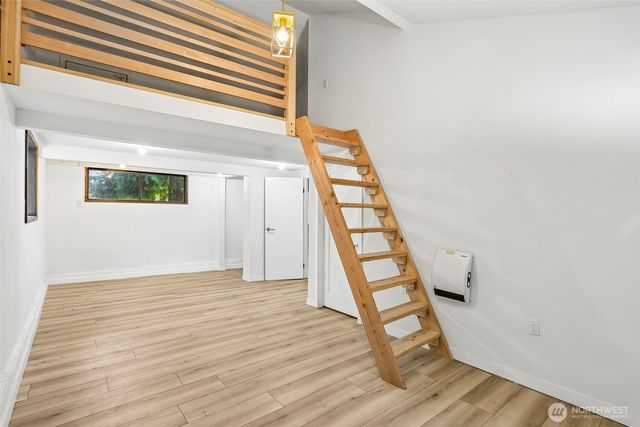 16220 Ambaum Boulevard S, Burien, WA 98148