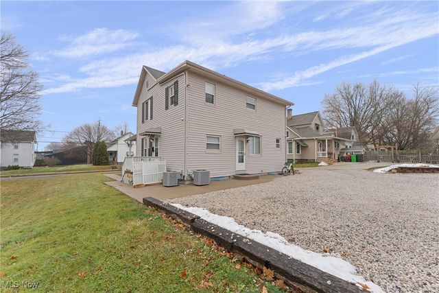 2117 Miller Avenue, Alliance, OH 44601