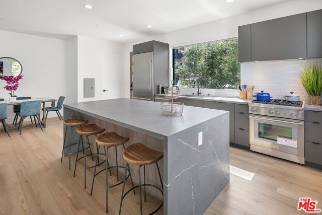 1236 N Spaulding Avenue 3, West Hollywood, CA 90046
