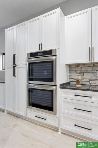 11715 S 119th Street, Papillion, NE 68046