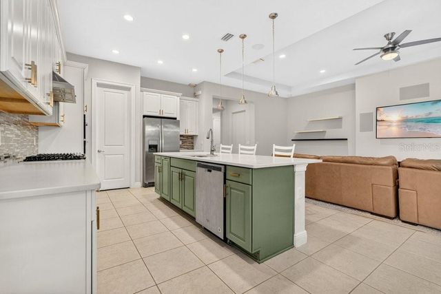 15607 SYLVESTER PALM DRIVE, Winter Garden, FL 34787