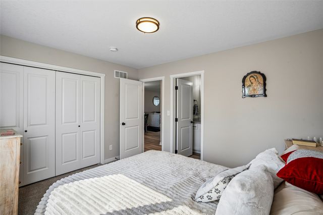 2327 SE 8th Street, Des Moines, IA 50315