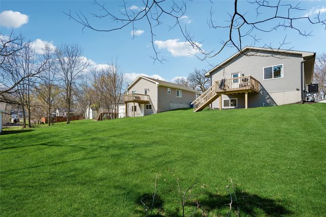 2327 SE 8th Street, Des Moines, IA 50315