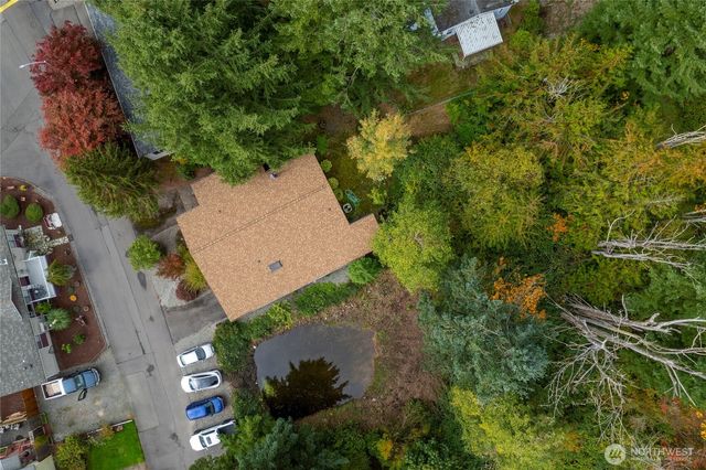 1555 Kimberly Avenue E, Enumclaw, WA 98022