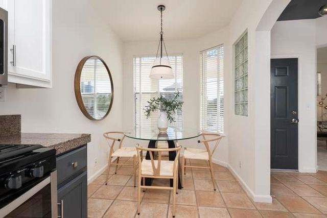300 Baltic Circle 318, Redwood City, CA 94065