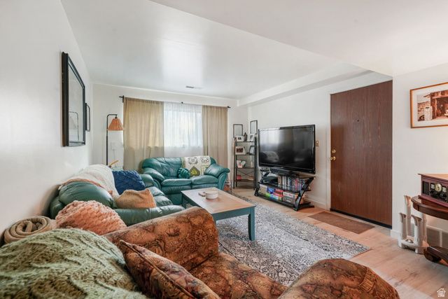 2030 E NEVADA CIR, Provo, UT 84606