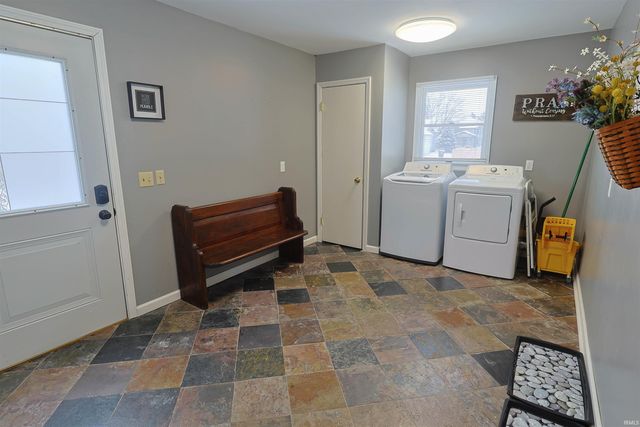 405 E 3rd Street, Brookston, IN 47923