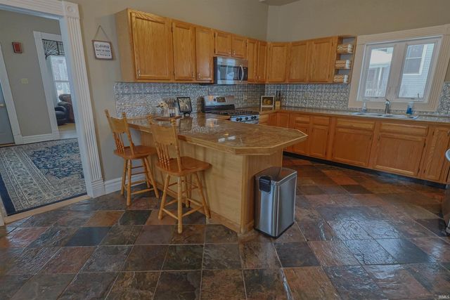 405 E 3rd Street, Brookston, IN 47923