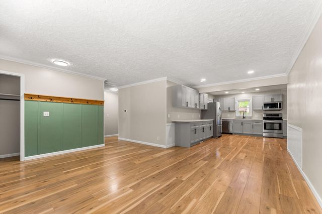 1609 W Berkeley Street, Springfield, MO 65807