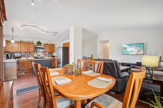 4467 Lynx Court, Eagan, MN 55123