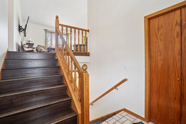 4467 Lynx Court, Eagan, MN 55123