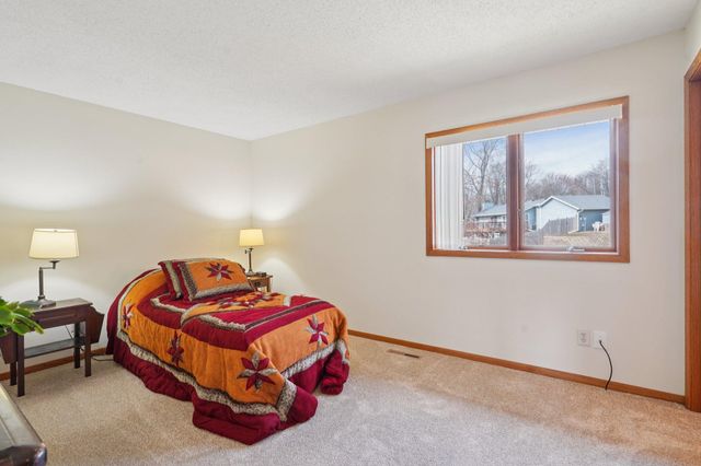 4467 Lynx Court, Eagan, MN 55123