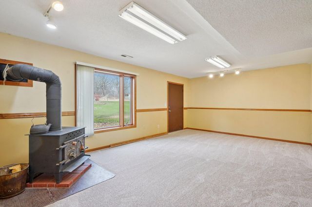 4467 Lynx Court, Eagan, MN 55123