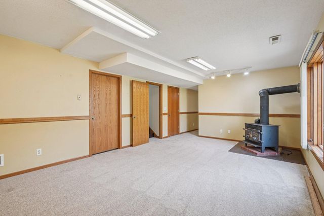 4467 Lynx Court, Eagan, MN 55123