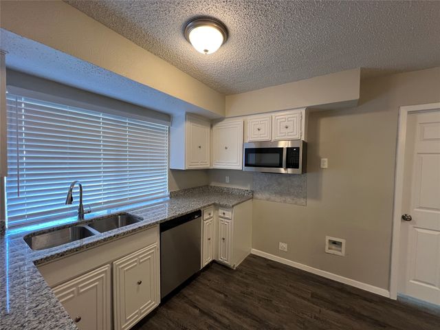 3037 Burning Tree Lane, Garland, TX 75042