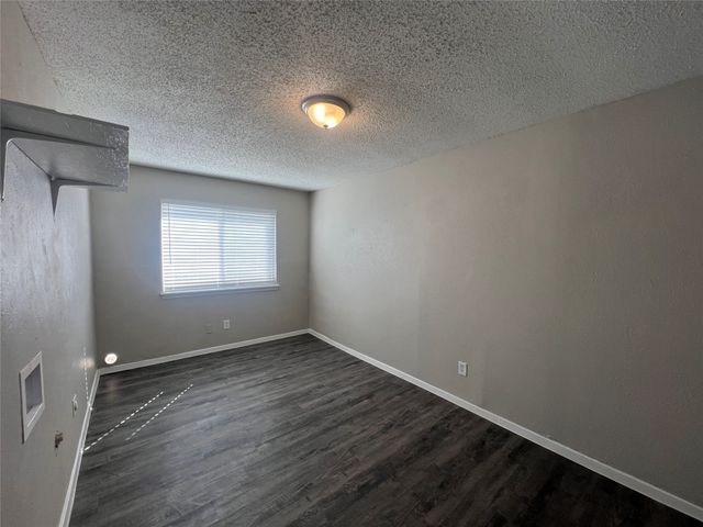 3037 Burning Tree Lane, Garland, TX 75042