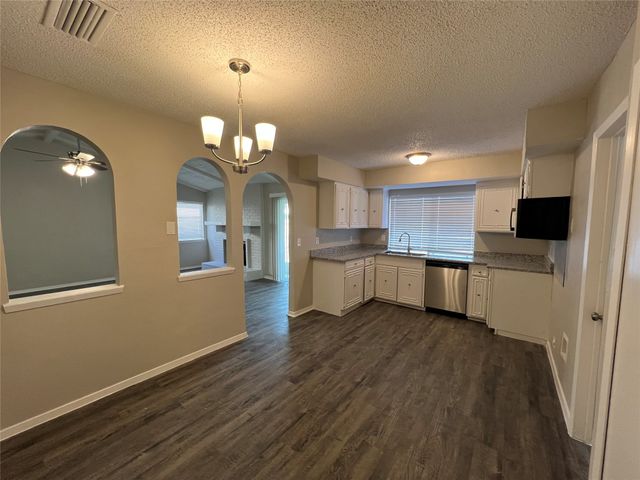 3037 Burning Tree Lane, Garland, TX 75042