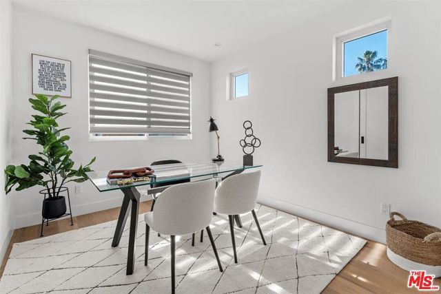 1573 Hi Point Street, Los Angeles, CA 90035